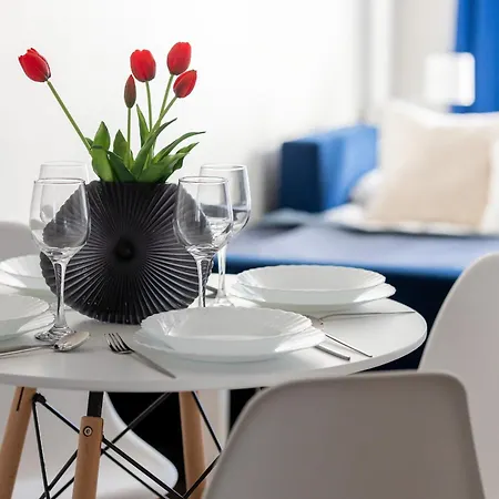 Apartment Modern Studio Zupnicza With Parking By Renters Warsaw