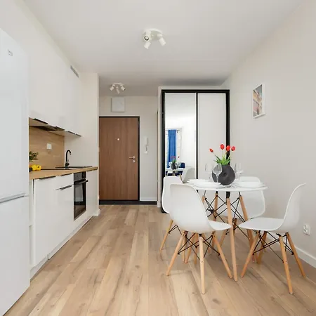 Modern Studio Zupnicza With Parking By Renters * Warsaw