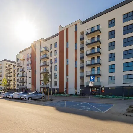 Apartment Modern Studio Zupnicza With Parking By Renters Warsaw
