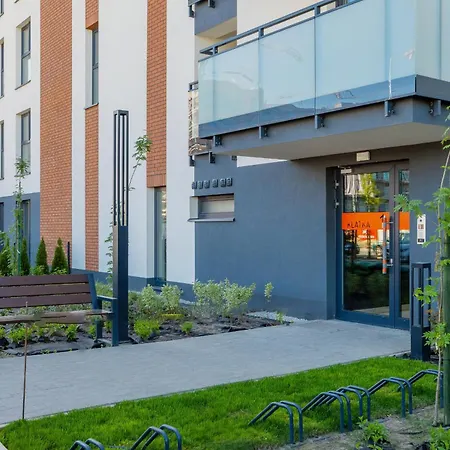 Modern Studio Zupnicza With Parking By Renters Apartment Warsaw